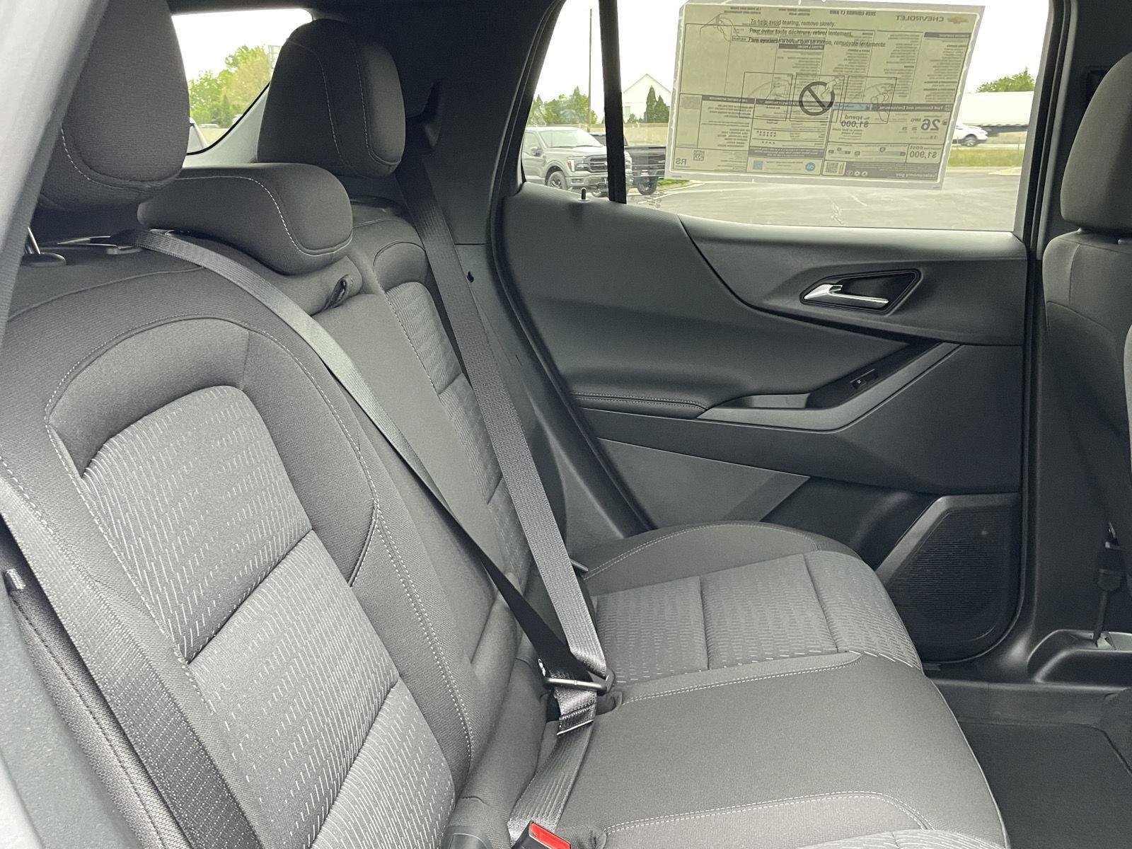 New 2026 Summit White Chevrolet LT image 40