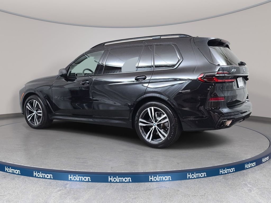 Used 2026 Black Sapphire Metallic BMW xDrive40i image 8