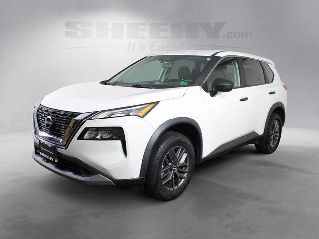 Used 2023 White Nissan S image 7