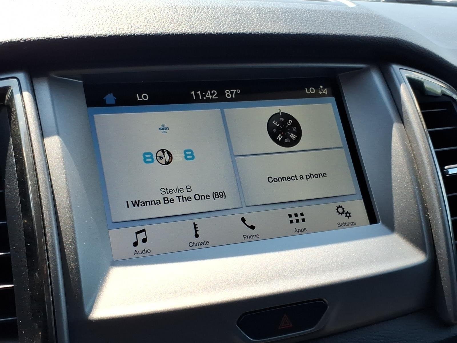 Used 2019  FORD  image 21
