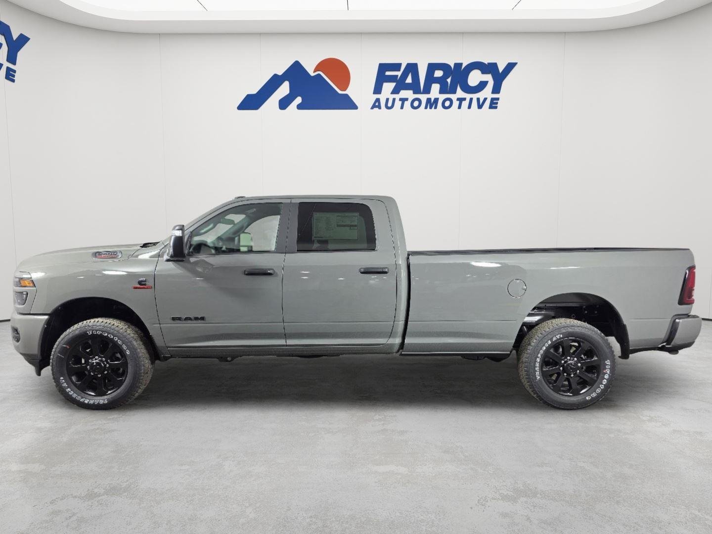 New 2026 Ceramic Grey Clearcoat Ram Big Horn image 2