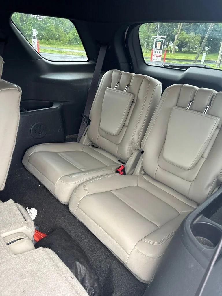 Used 2013 White Platinum Tri-Coat Metallic Ford XLT image 9