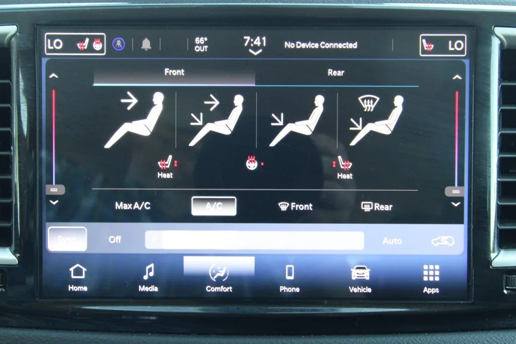 Used 2024 Black Chrysler Touring L image 13