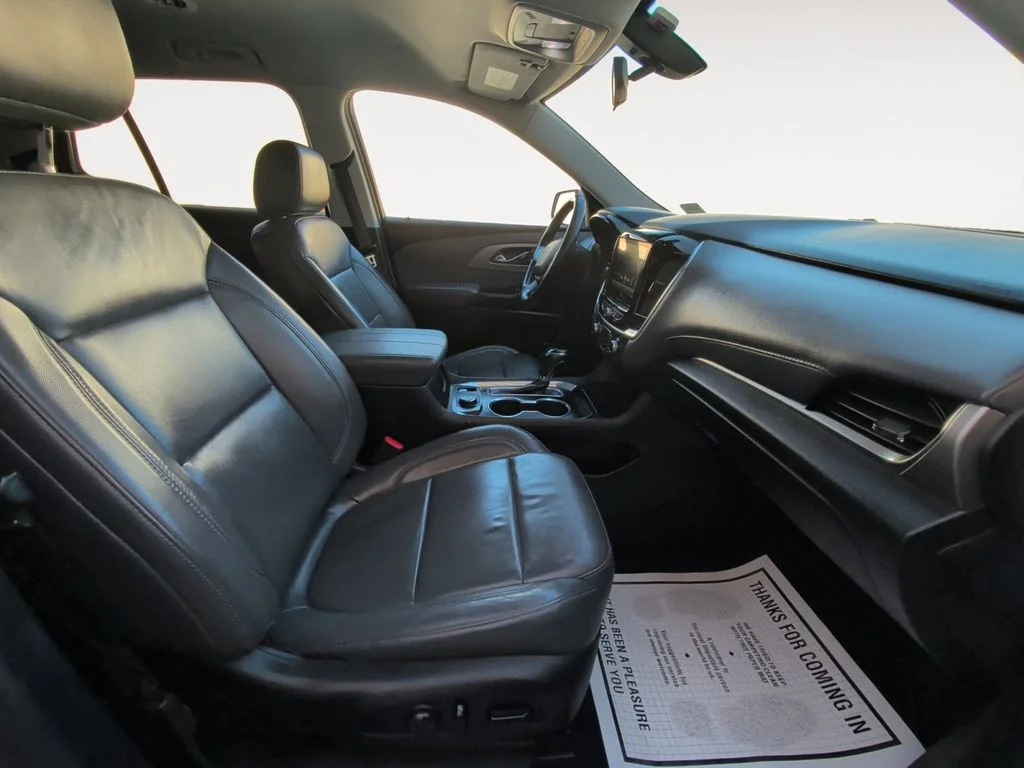 Used 2019 Beige Chevrolet 3LT image 15