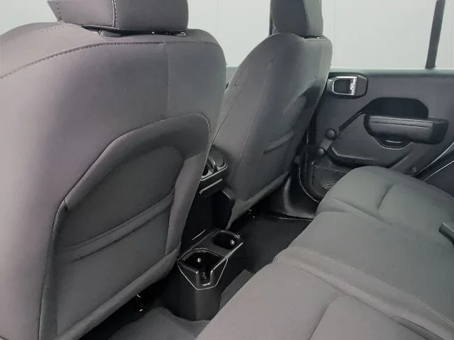 Used 2022 Gray Jeep Unlimited Sport image 29