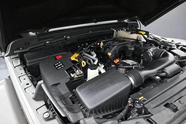Used 2022 Gray Jeep Mojave image 44