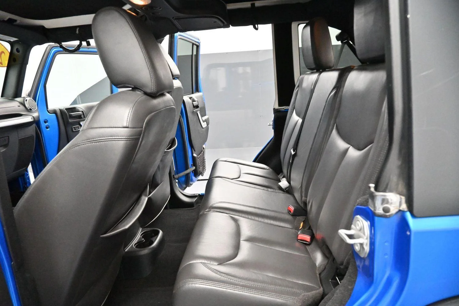 Used 2016 Hydro Blue Pearl Jeep Rubicon image 25