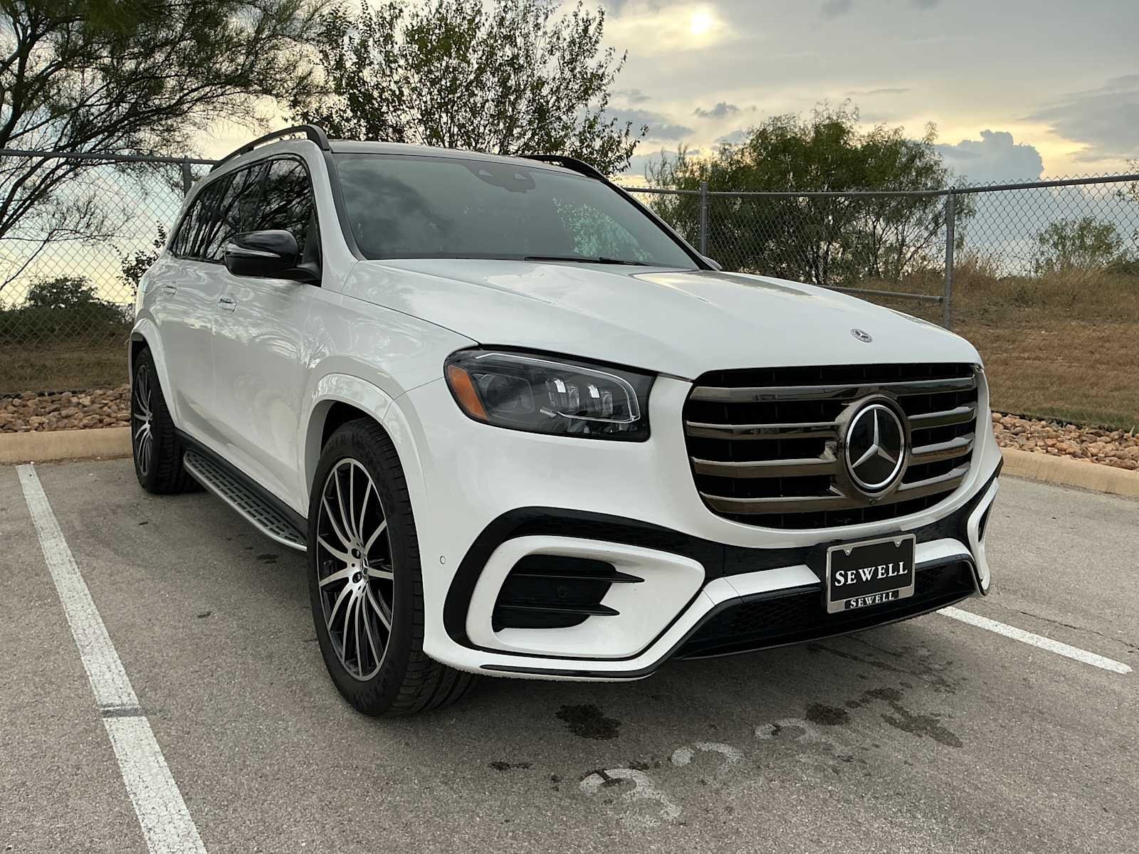 Certified Used 2024 Polar White Mercedes-Benz GLS 450 image 3