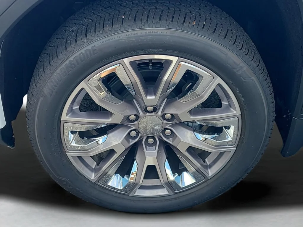 New 2026 Glacier White Tricoat GMC Denali image 25