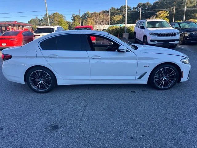 Used 2023 White BMW 530e iPerformance image 2