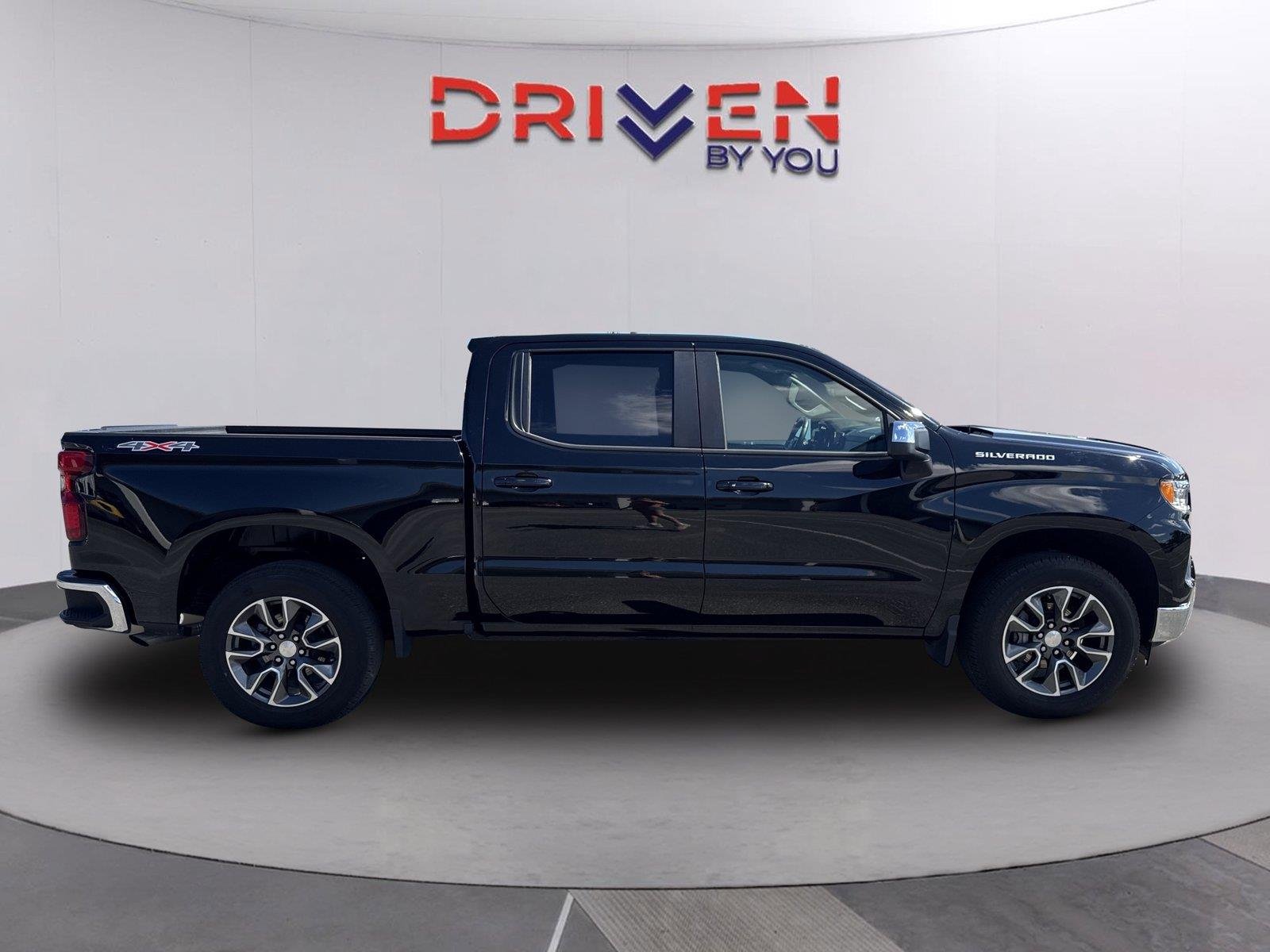 Used 2024 Black Chevrolet LT (2FL) image 3