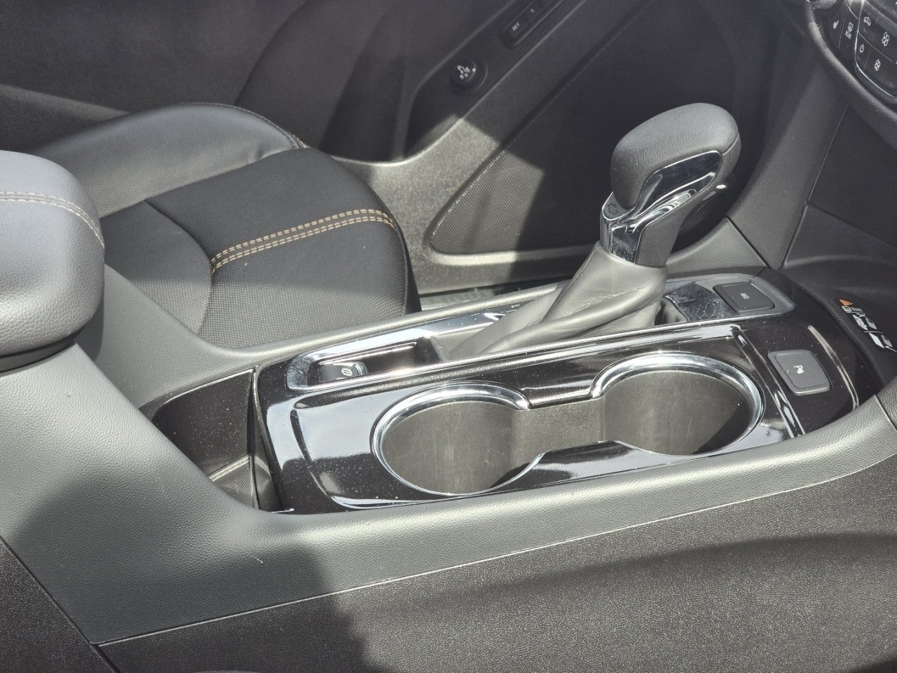 2024 Chevrolet Equinox Premier - Photo 18