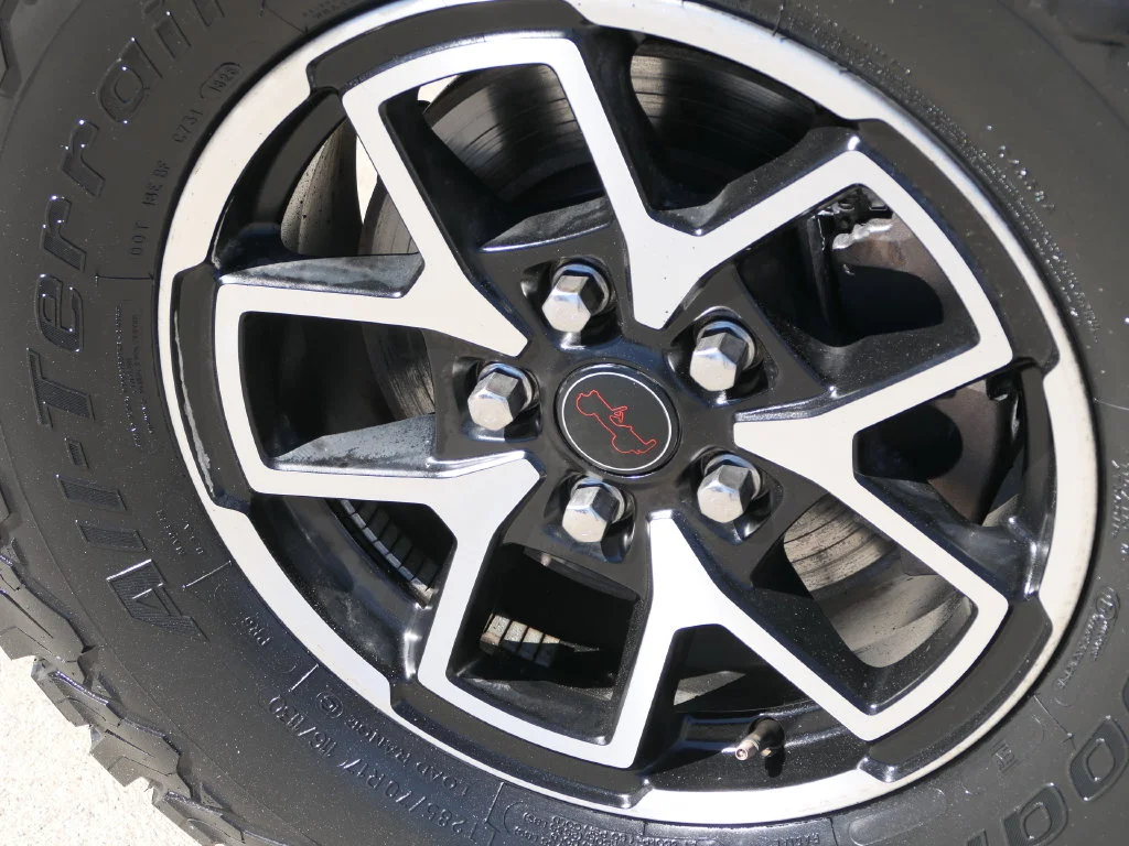 Used 2024 Earl Clearcoat Jeep Rubicon image 11