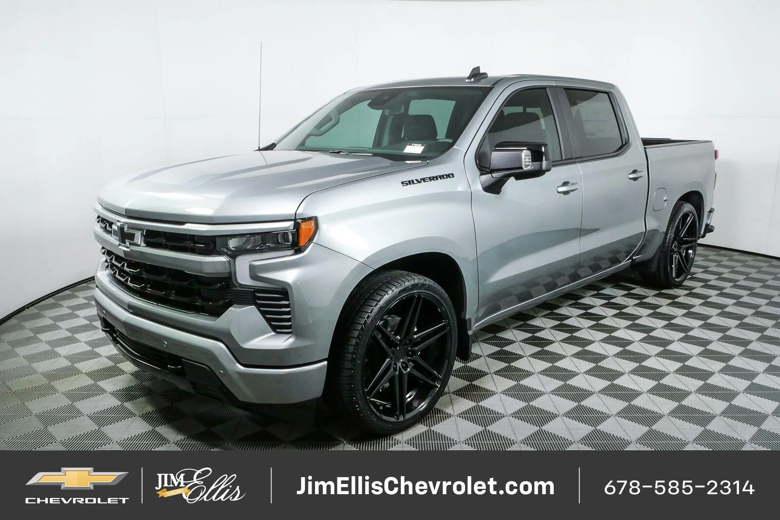 New 2026 Sterling Gray Metallic Chevrolet RST image 28
