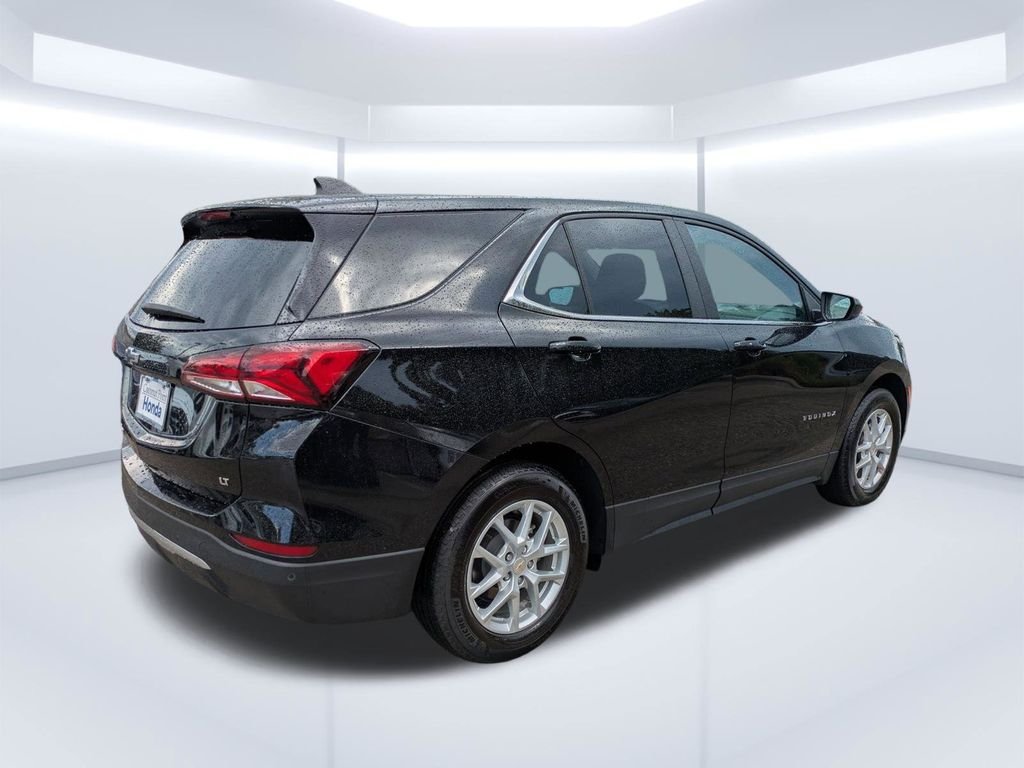 Used 2023 Black Chevrolet LT image 4
