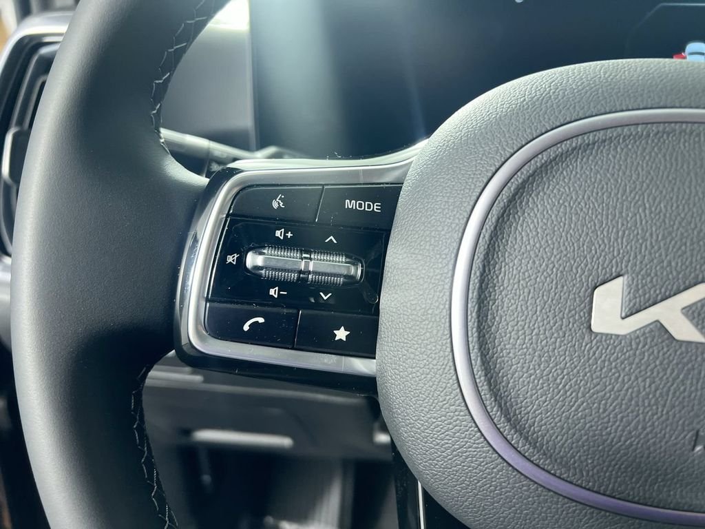 2026 Kia Sorento EX - Photo 16