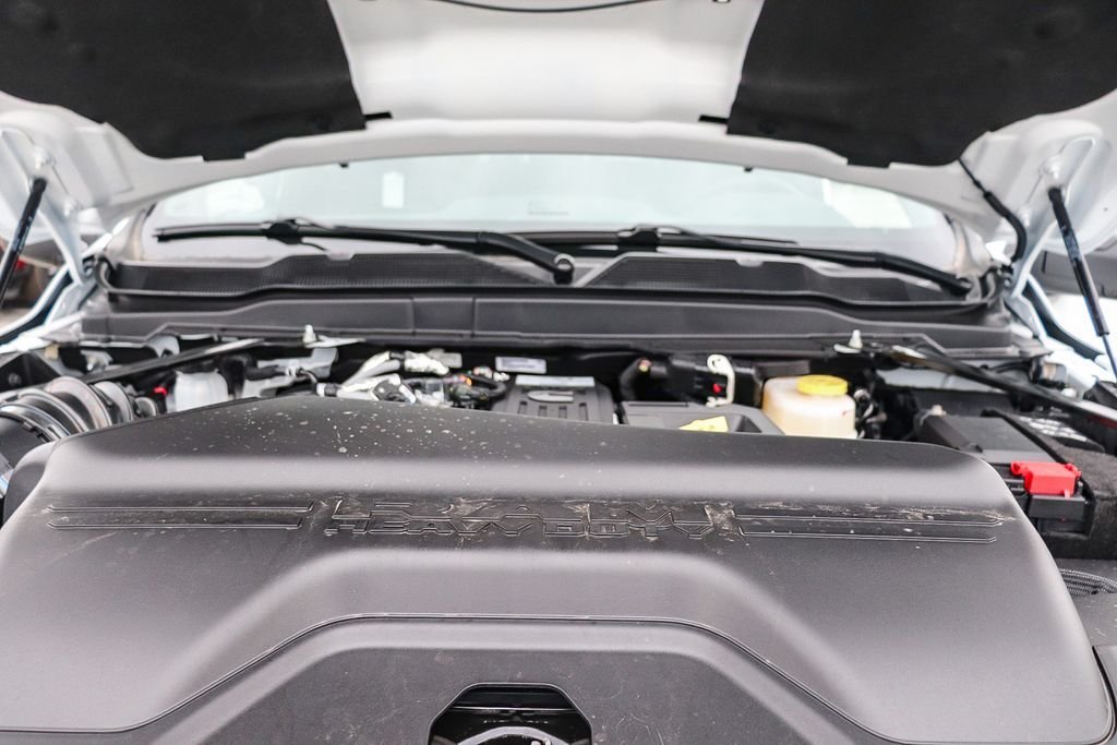 New 2026 Bright White Clearcoat Ram Laramie image 31