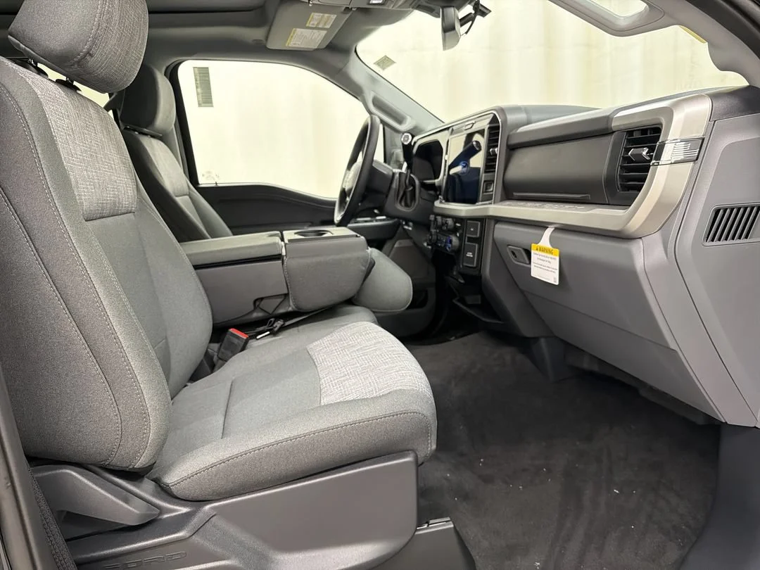 New 2026 Agate Black Metallic Ford F-250® XLT image 15