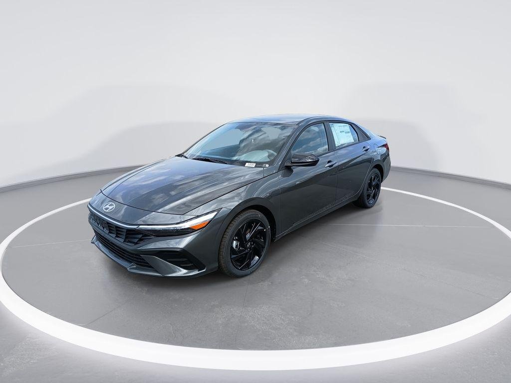 New 2026 Gray Hyundai SEL Sport image 4