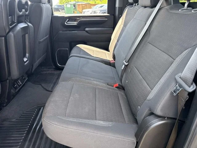 Used 2025 Black Chevrolet LT image 21