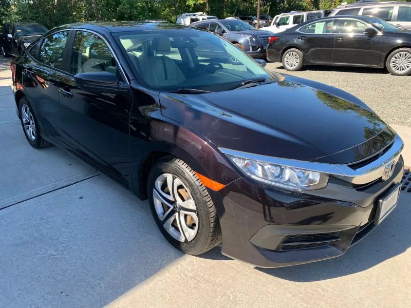 Used 2016 Black Honda LX Sedan 4D image 23