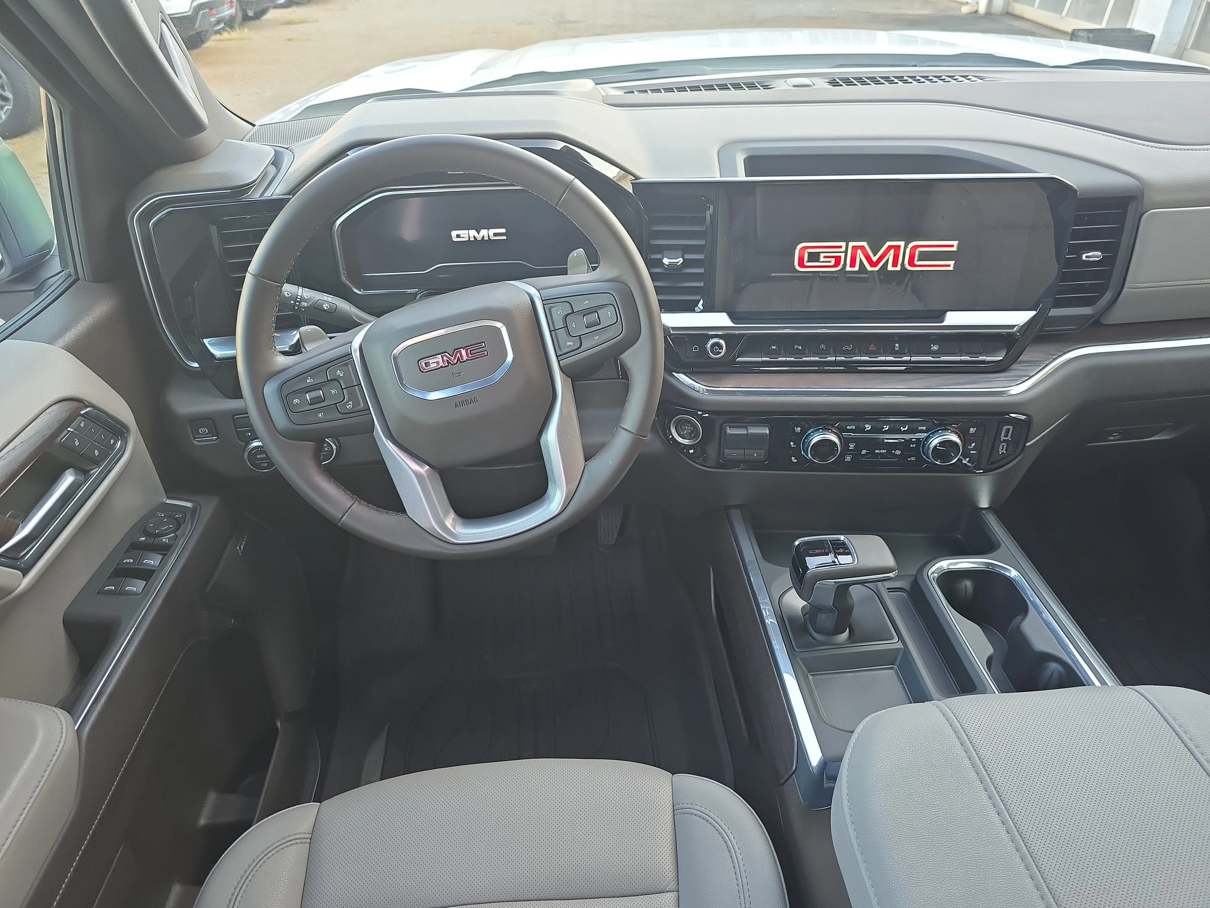 Used 2024 Summit White GMC SLT image 15