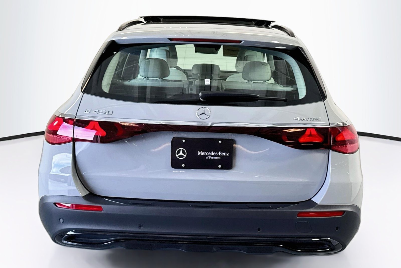 New 2026 MANUFAKTUR Alpine Grey Mercedes-Benz E 450 image 6
