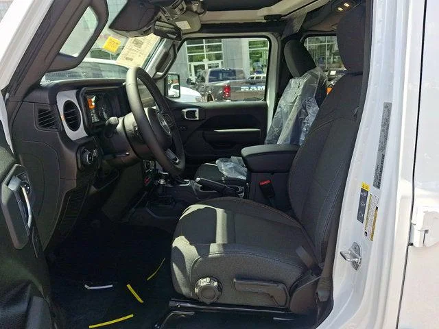 New 2026 Bright White Clear-Coat Exterior Paint Jeep Willys image 5