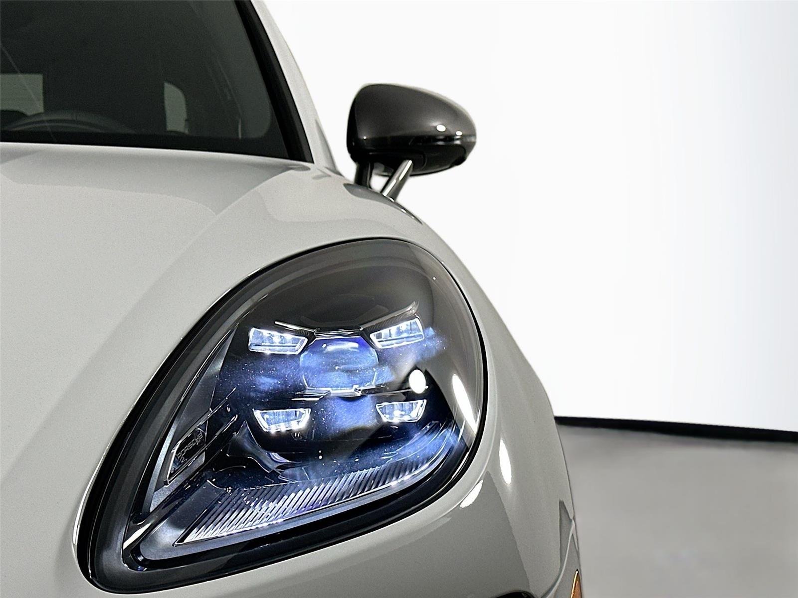 New 2026 White Porsche T image 15