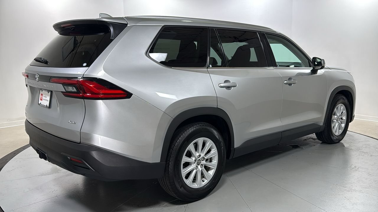 Used 2024 Silver Toyota XLE image 5