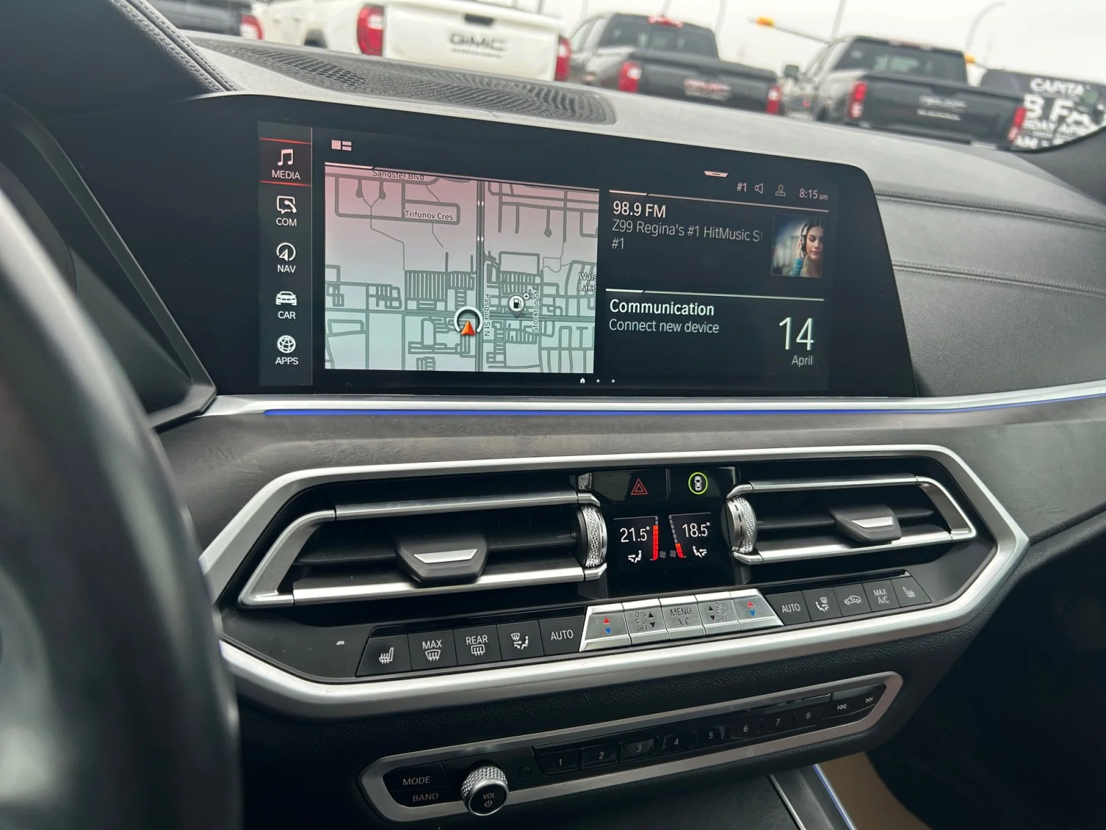 Used 2022 Black BMW xDrive40i image 24