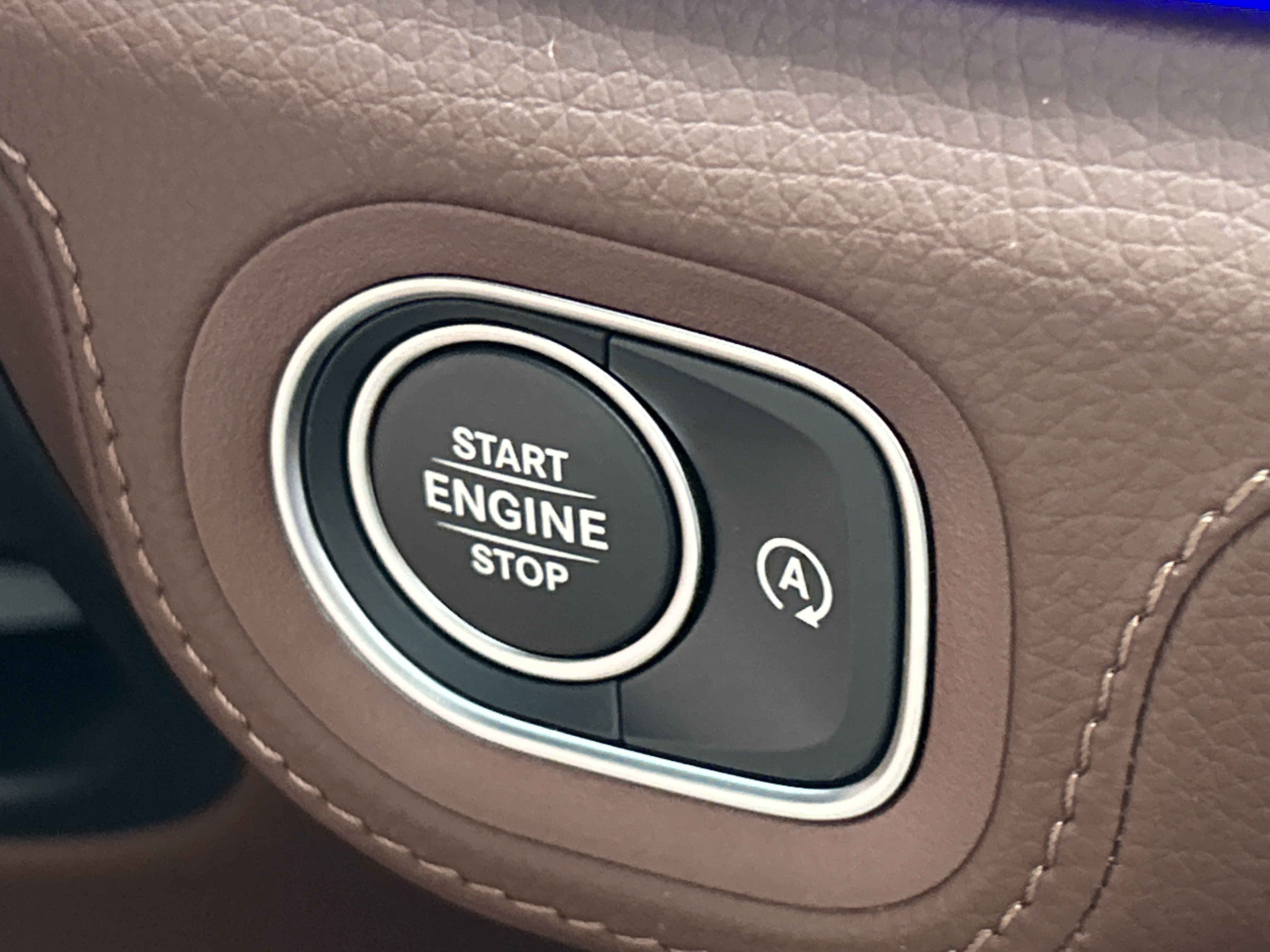 New 2026 MANUFAKTUR Moonlight White Metallic Mercedes-Benz GLE 450 4MATIC® SUV image 27