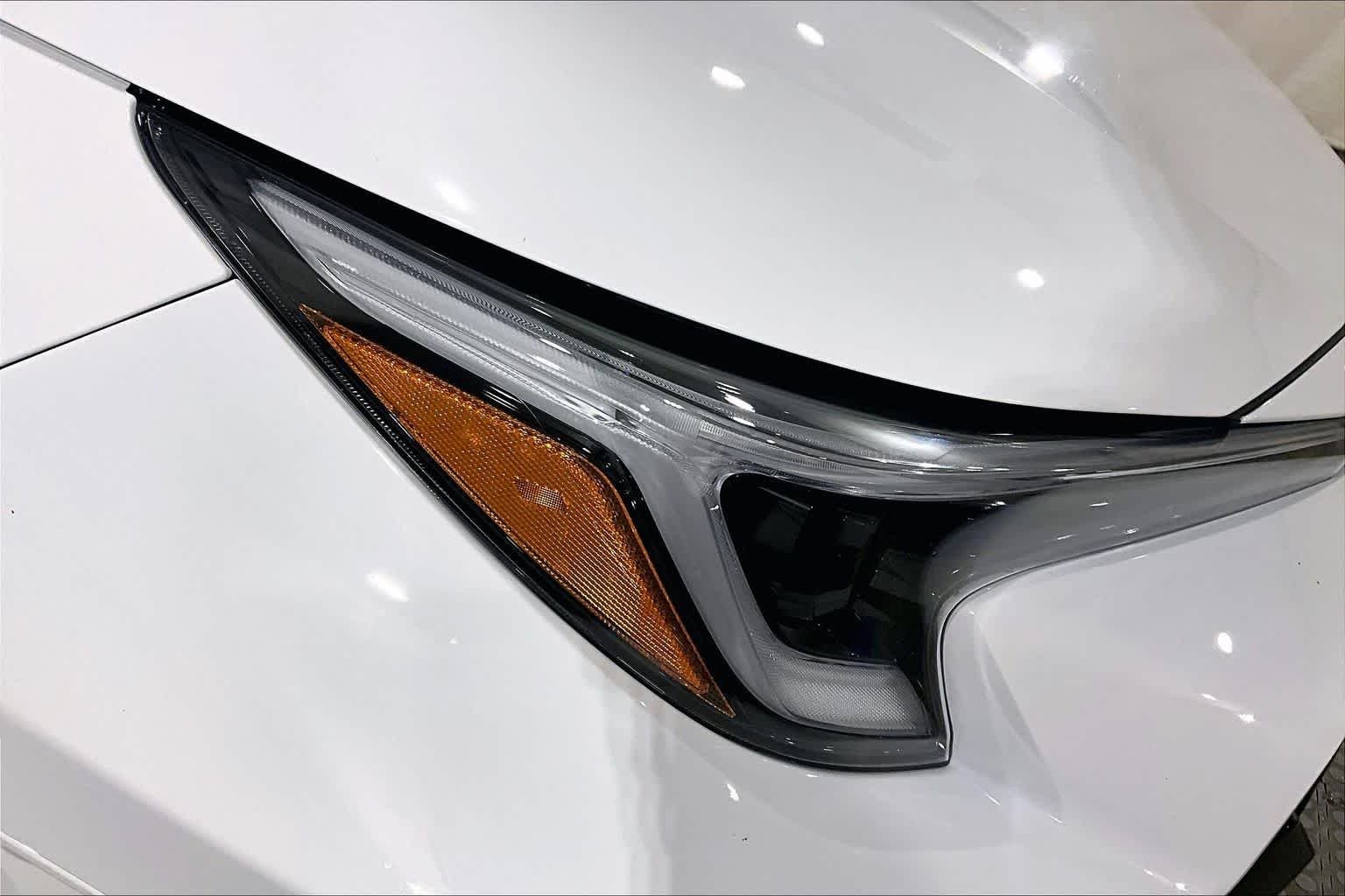 Used 2025 Ice Cap Toyota Premium image 48