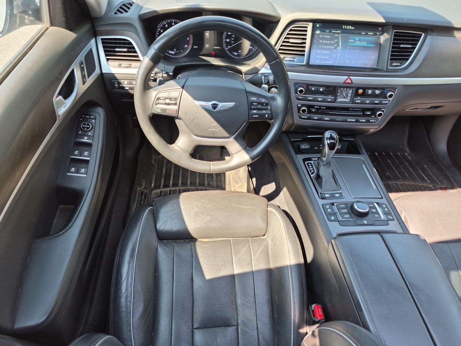 Used 2016 Parisian Gray Hyundai 3.8L image 34