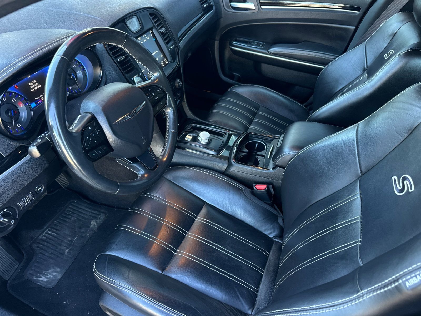 Used 2019 Gloss Black Chrysler S image 9