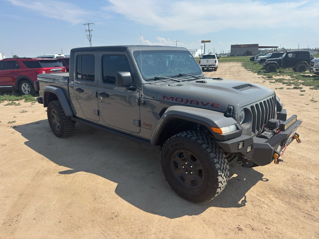 Used 2022 Sting-Gray Clearcoat Jeep Mojave image 3