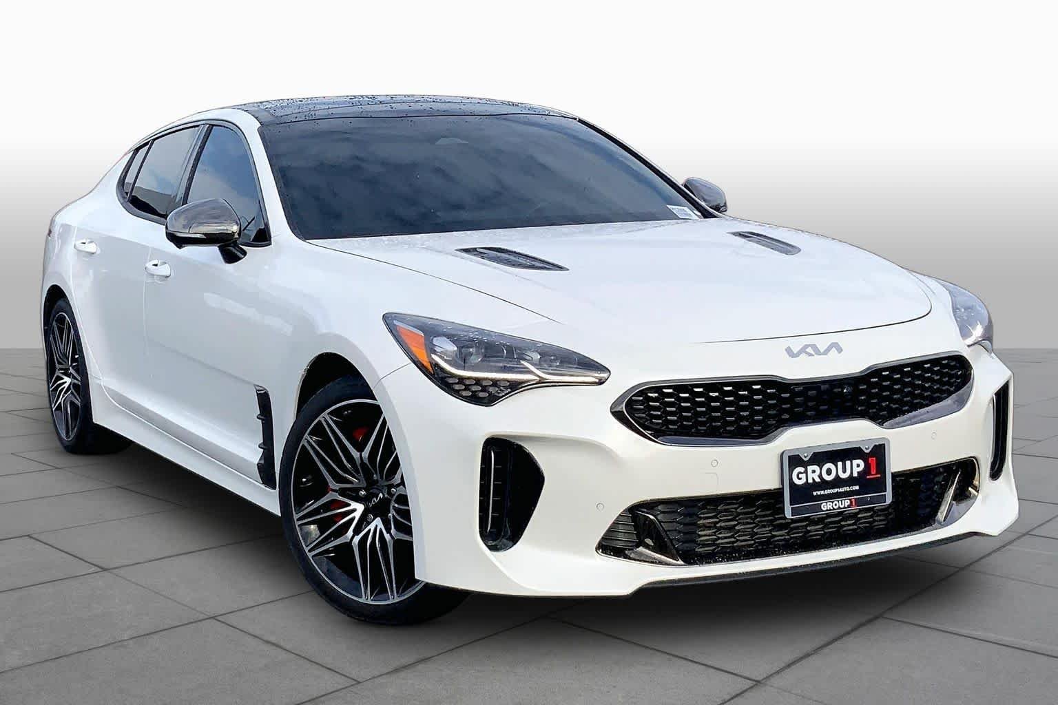 Used 2023 WHITE Kia GT2 image 3