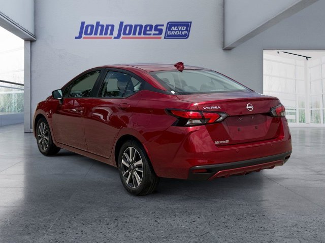 Used 2025 Scarlet Nissan 1.6 SV image 3