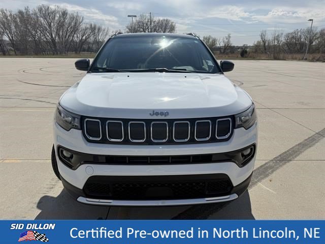 Used 2022 Bright White Clearcoat Jeep Limited image 4