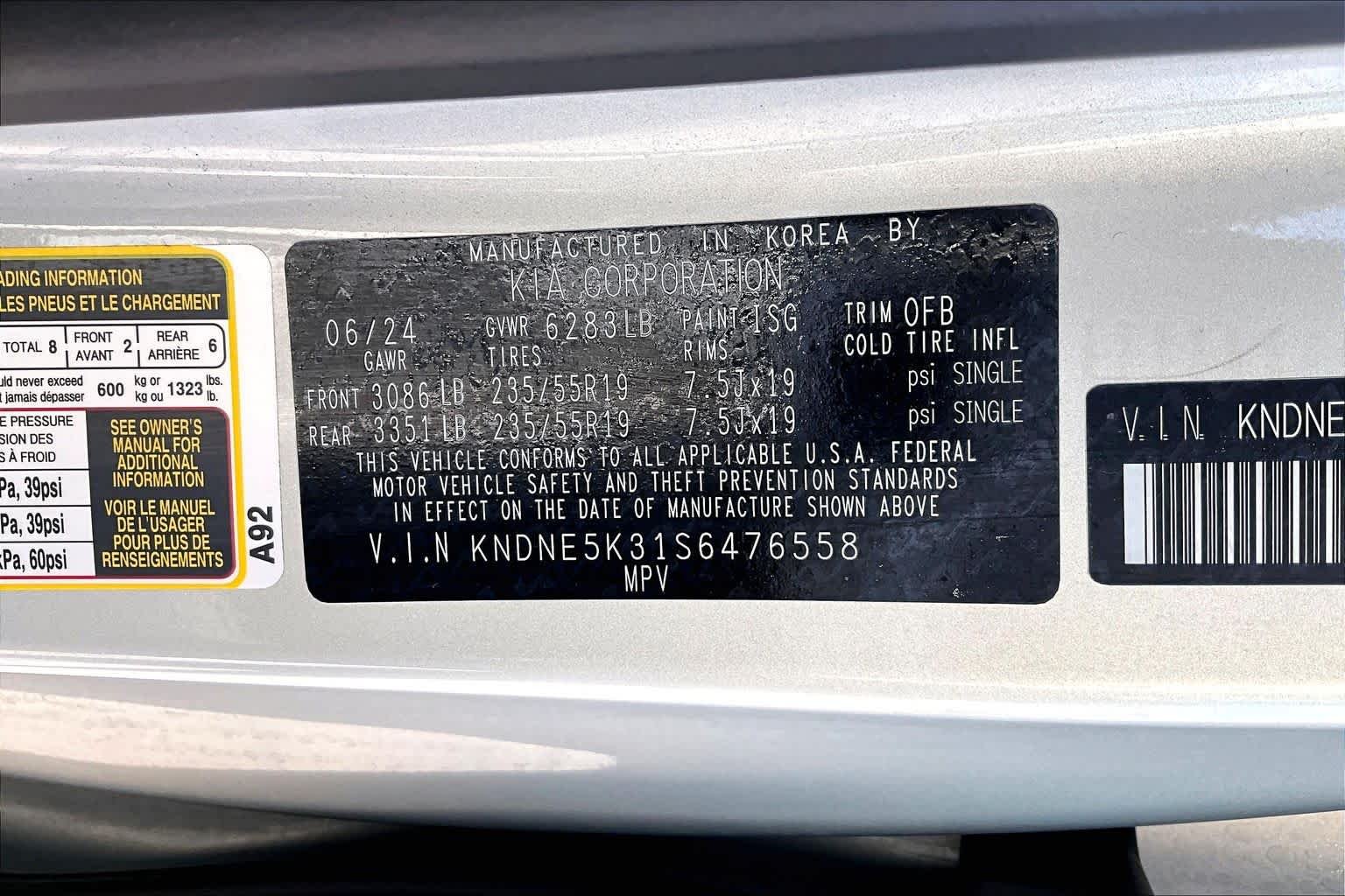 Used 2025 Ivory Silver Kia SX Prestige image 37