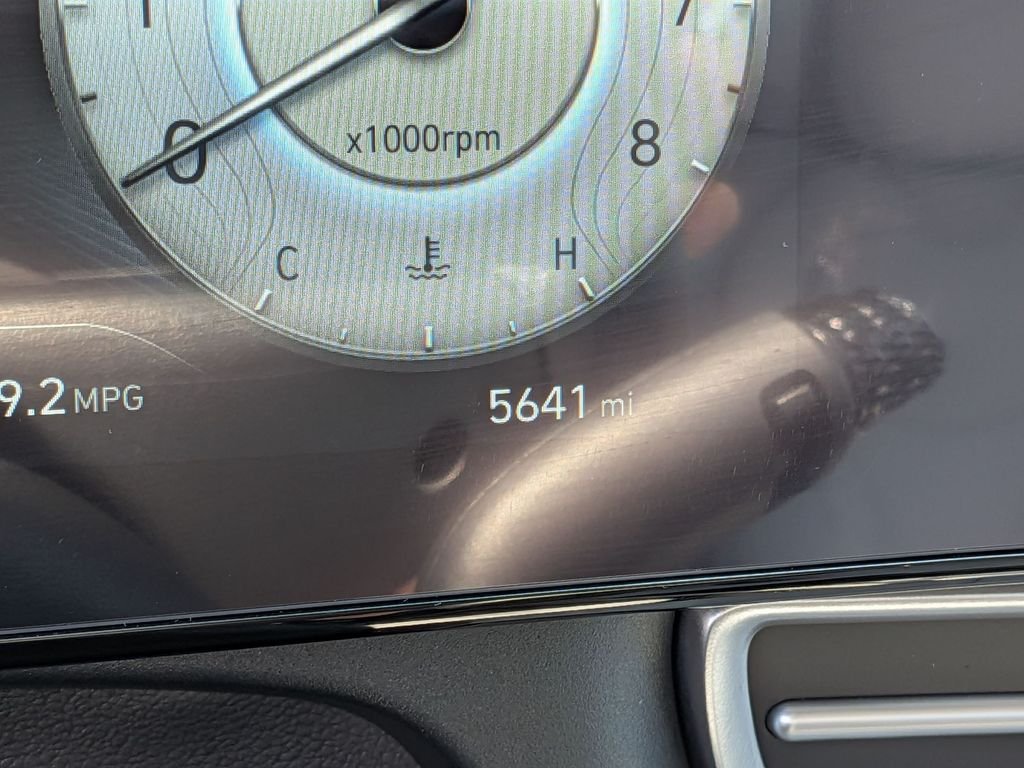 2026 Hyundai Elantra Limited - Photo 21