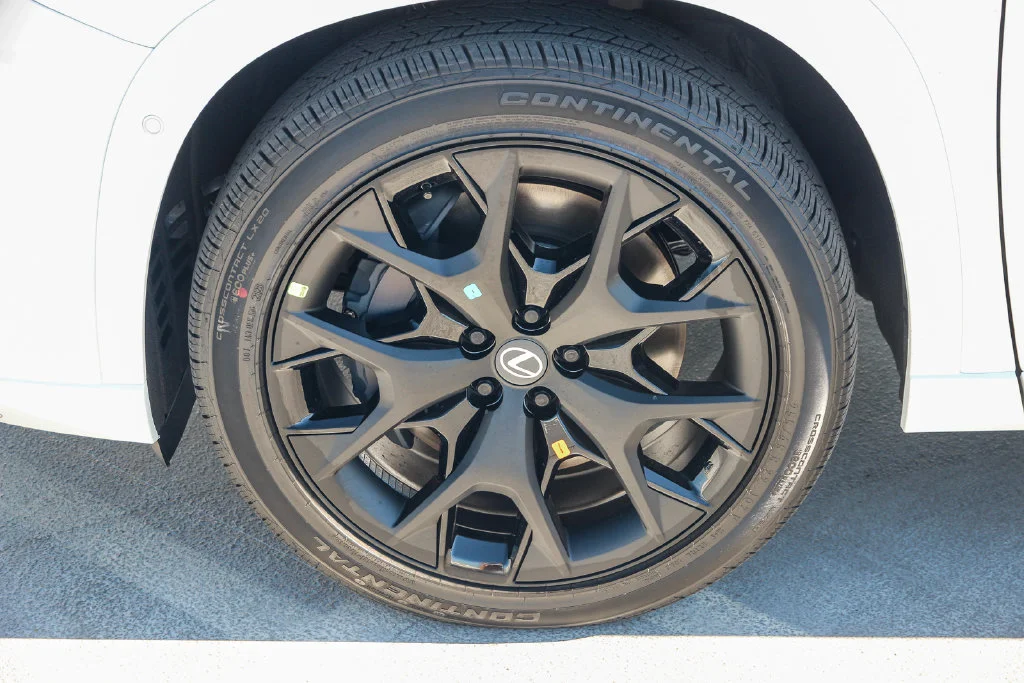 New 2026 Wind Chill Pearl Lexus  350 F SPORT HANDLING AWD image 10