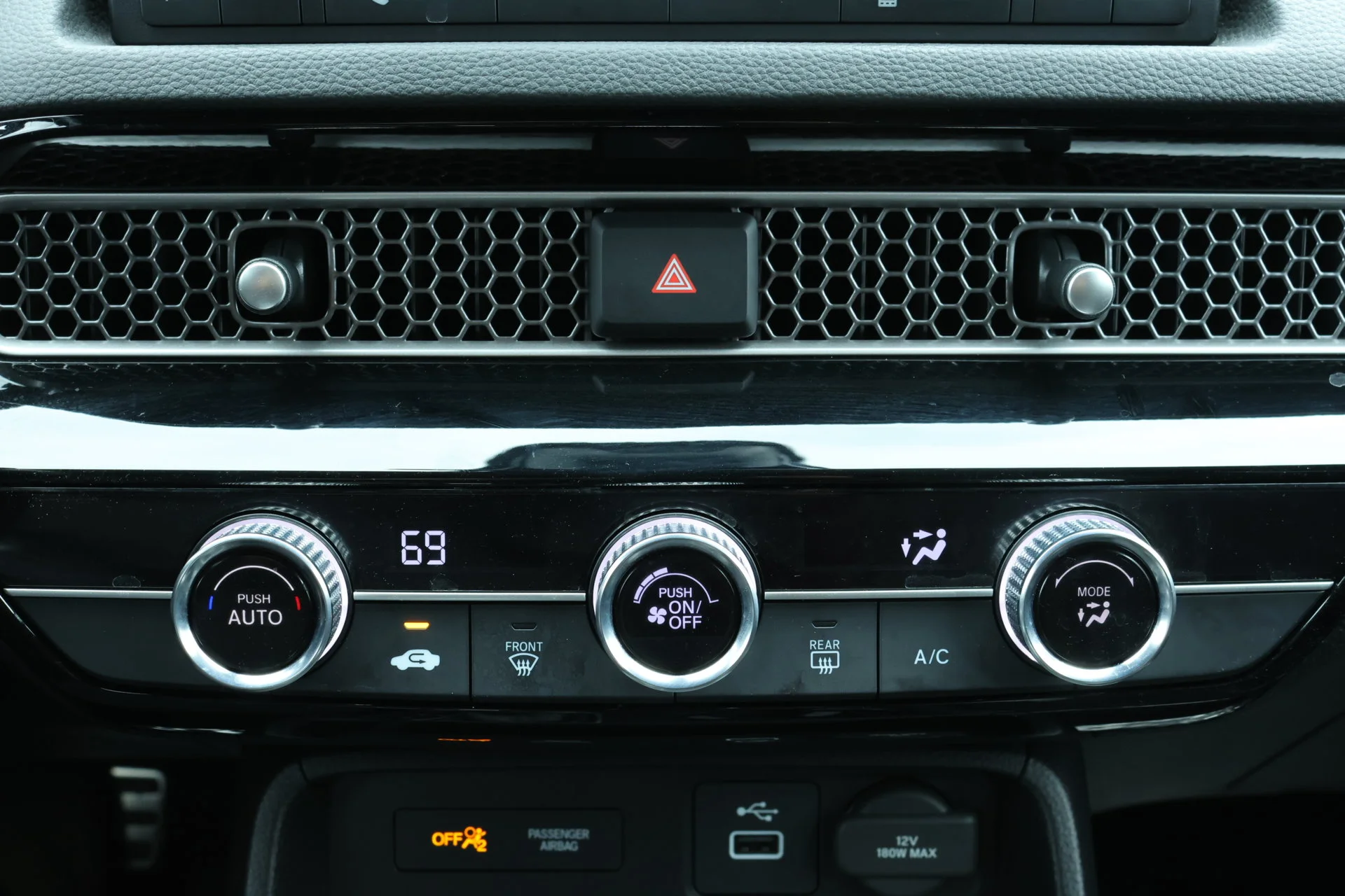 Used 2024  Honda Sport image 16