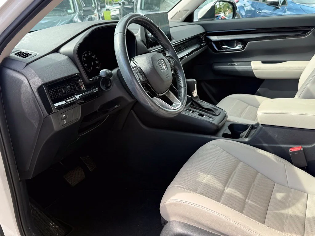 Used 2024 Platinum White Pearl Honda EX-L image 20