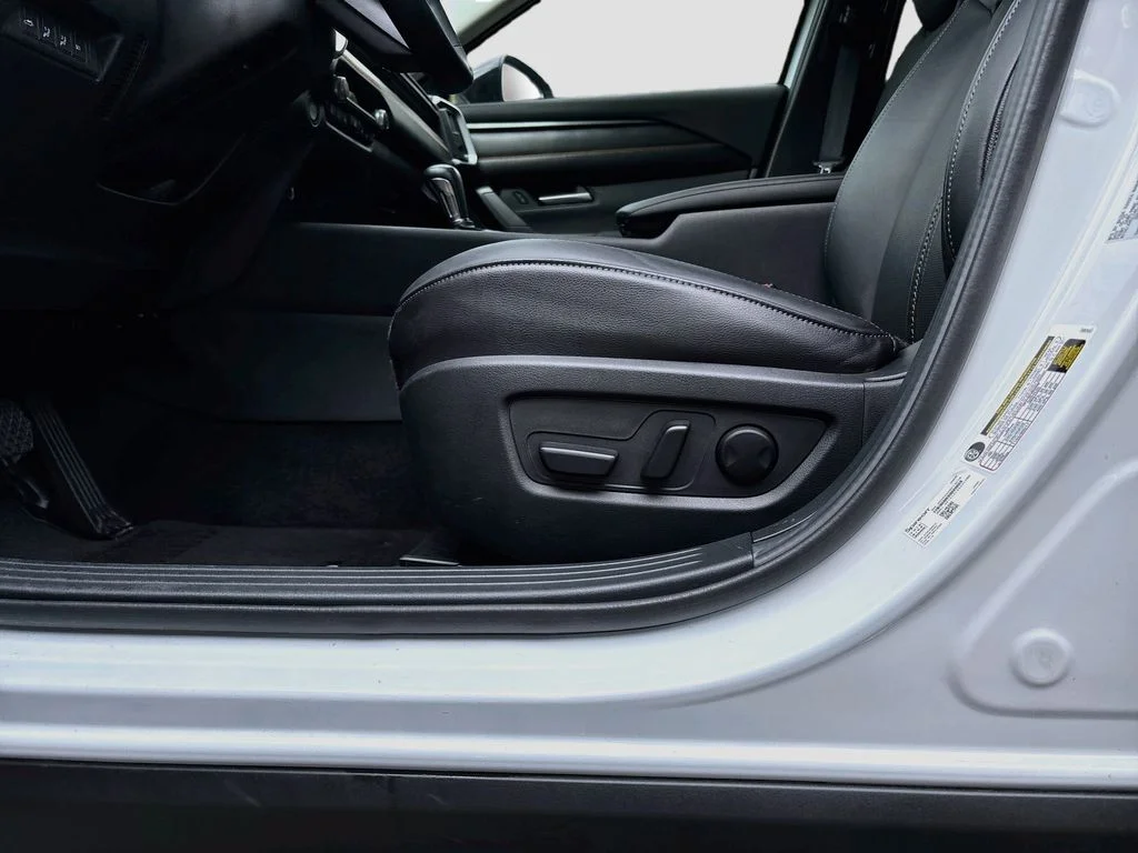 Certified Used 2025 Pearl Mazda 2.5 Turbo Premium Package image 20