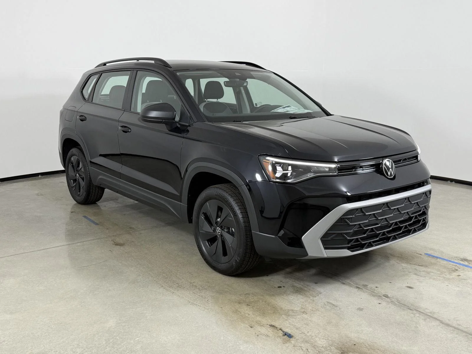New 2027 Deep Black Pearl Volkswagen S image 3