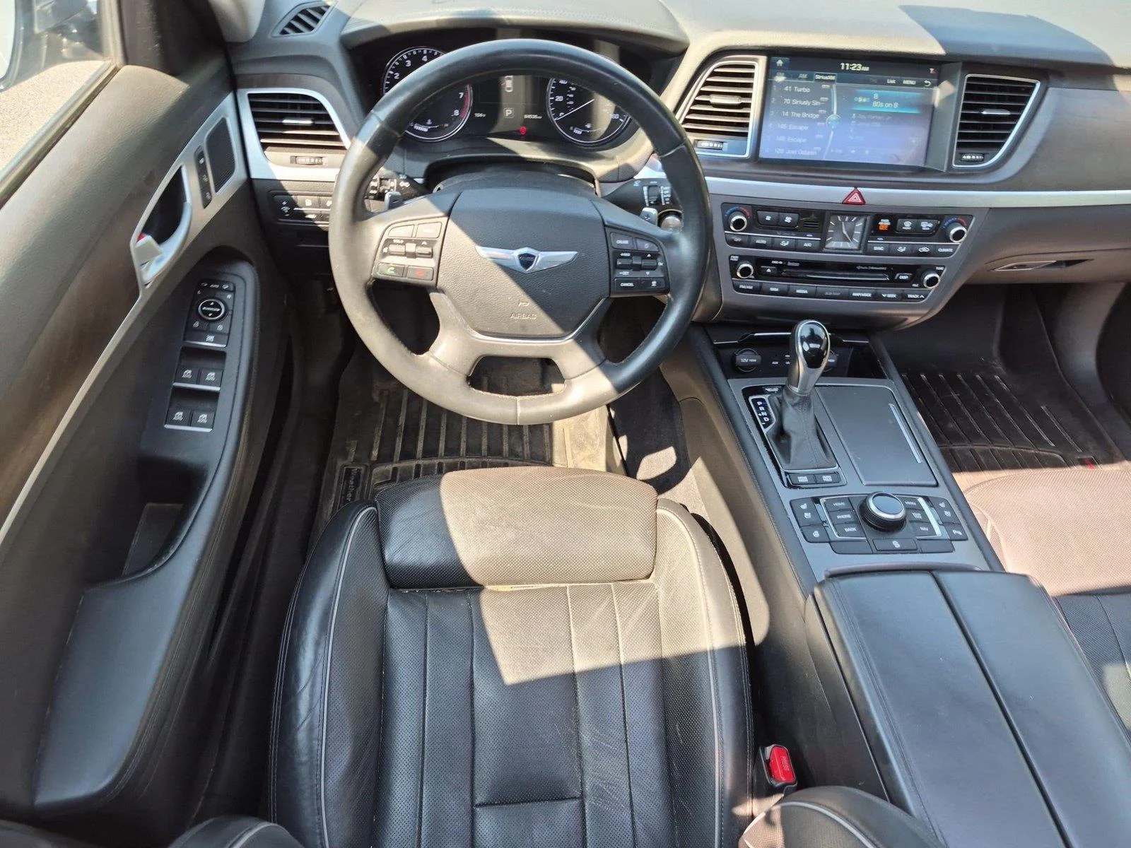 Used 2016 Parisian Gray Hyundai 3.8L image 34