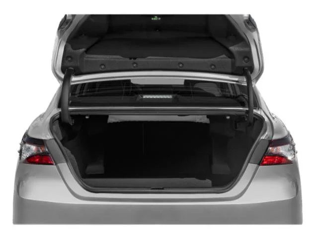 Used 2022 White Toyota LE image 11