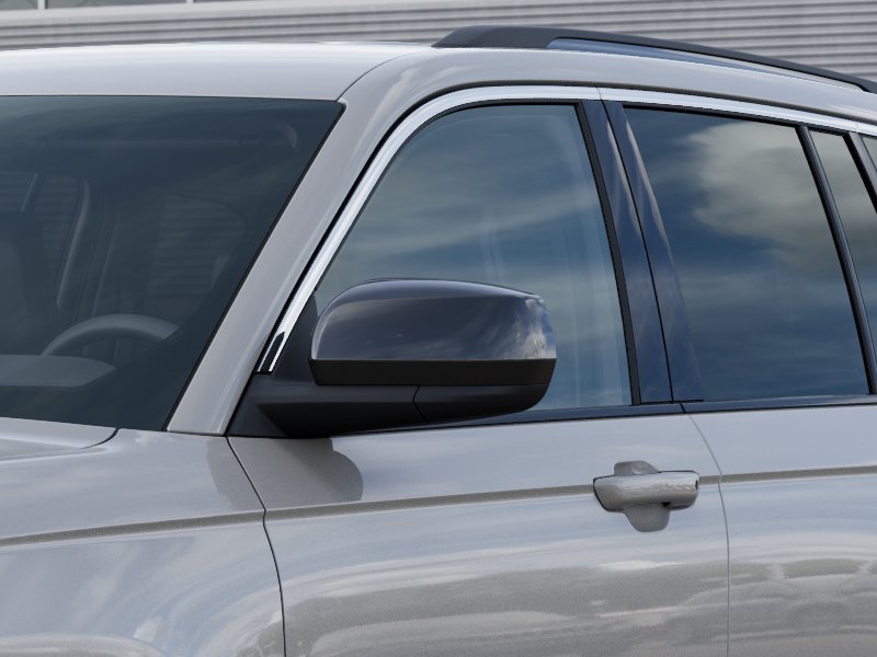 New 2026 Silver Zynith Exterior Paint Jeep Laredo X image 38
