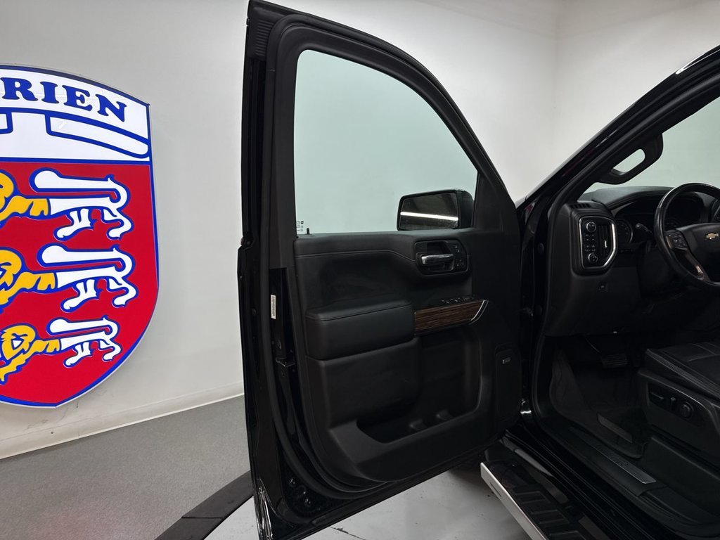 Used 2020 Black Chevrolet High Country image 14